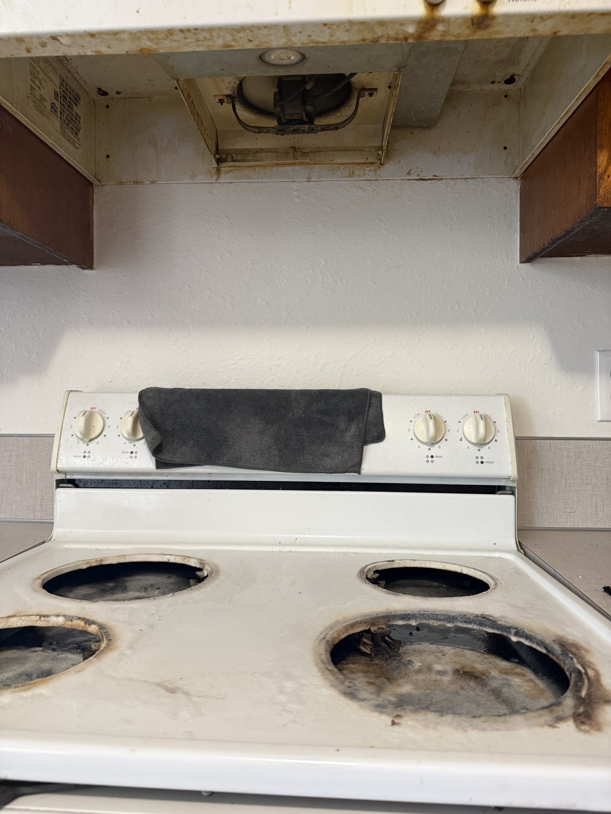 Oven before cleaning
